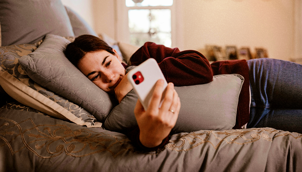 Digital And Hybrid Intimacy