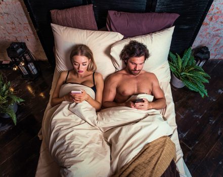 Signs Husband Doesn't Want You Sexually