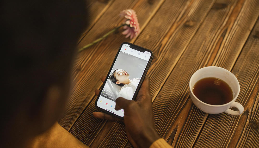 What About Dating Apps While In a Relationship