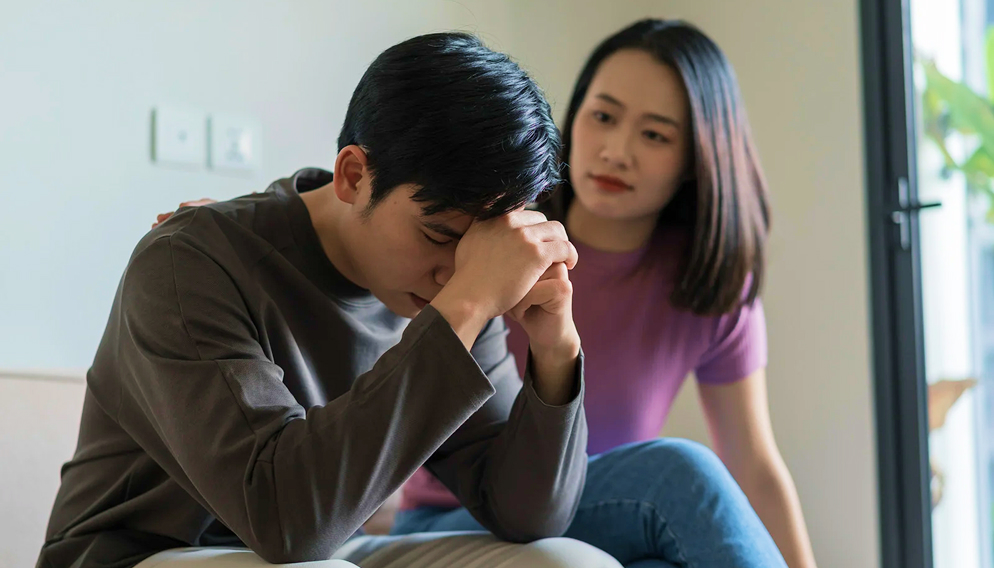 What Emotional Intimacy Looks Like In Daily Life