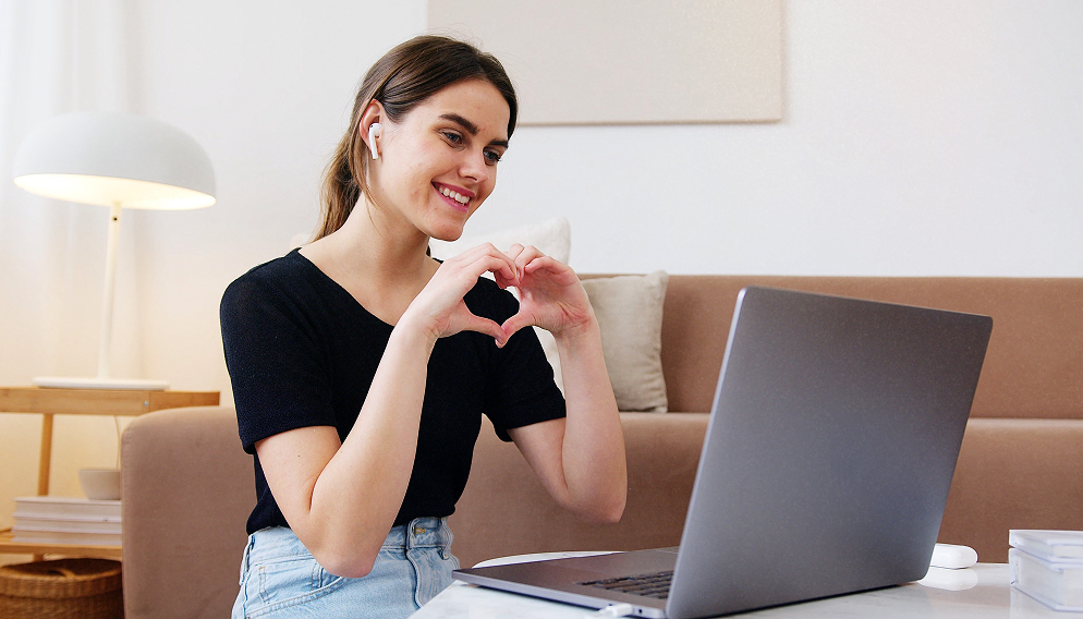 5. Make Video Calls Part Of Family Life When Distance Is Involved: